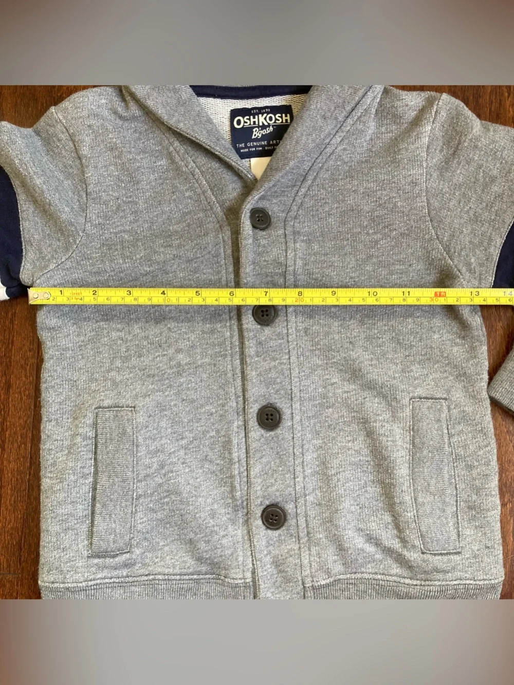 OshKosh Youth Gray Boys Cardigan Sweater Sweatshirt Button Up Size 6 varsity